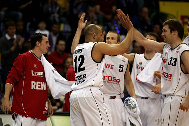 让无球跑动 让无球跑动